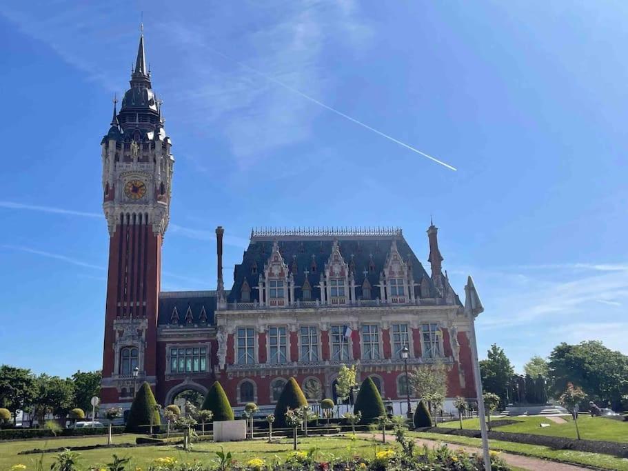 Bienvenue Chez Moi Appartement Calais Buitenkant foto